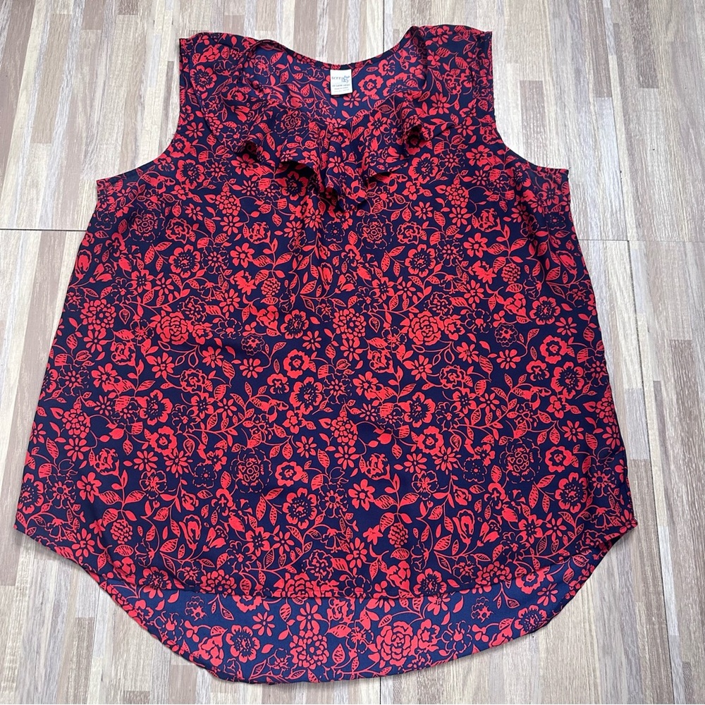 Women's Plus Size Floral Sleeveless Top in Red and Blue Size 1X